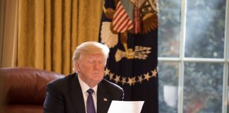 Трамп најавува! Пораст на царините за возила од Европа на 25%