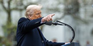 И Македонија почестена со високи царини од Трамп