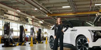 “Железната” дама од GM наградена со дополнителен бонус