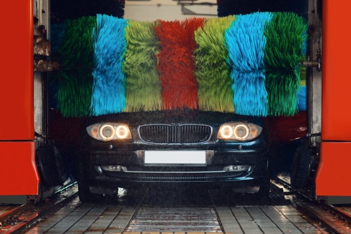 Auto in foam, automatic car wash, express carwash