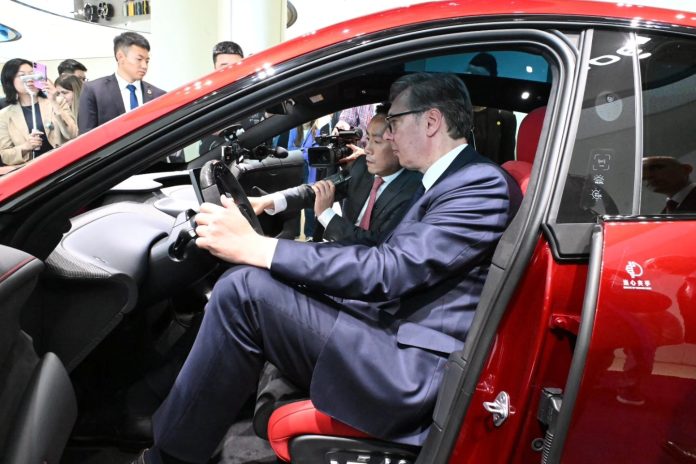 vucic1